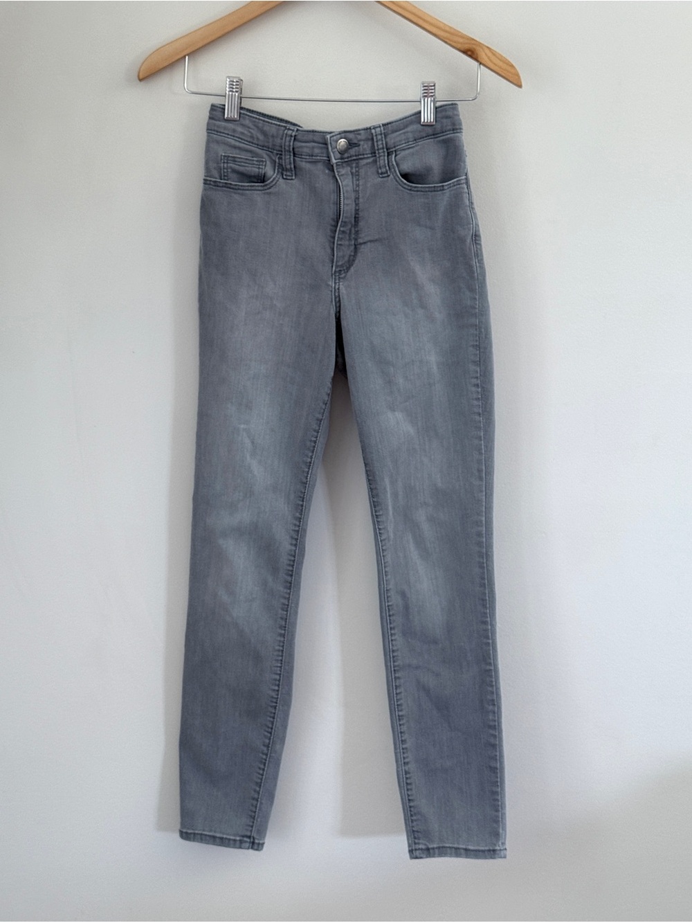 Universal Thread High Rise Skinny Jeans Gray Wash Size 4/27